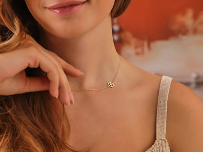 14k Gold Snowflake Necklace ∙ Minimalist Snowflake Jewelry ∙ Tiny Snowflake Pendant ∙ Unique Snowflake Necklace ∙ Christmas Gift for Her