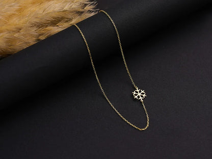 14k Gold Snowflake Necklace ∙ Minimalist Snowflake Jewelry ∙ Tiny Snowflake Pendant ∙ Unique Snowflake Necklace ∙ Christmas Gift for Her